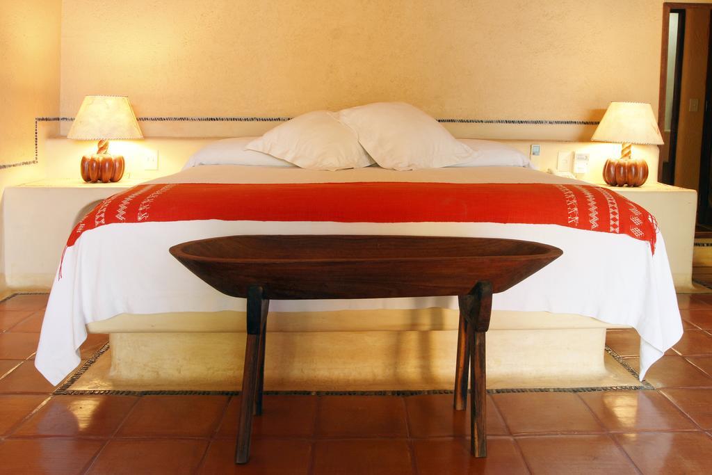 Hotel Casa Don Francisco Ixtapa  Zewnętrze zdjęcie