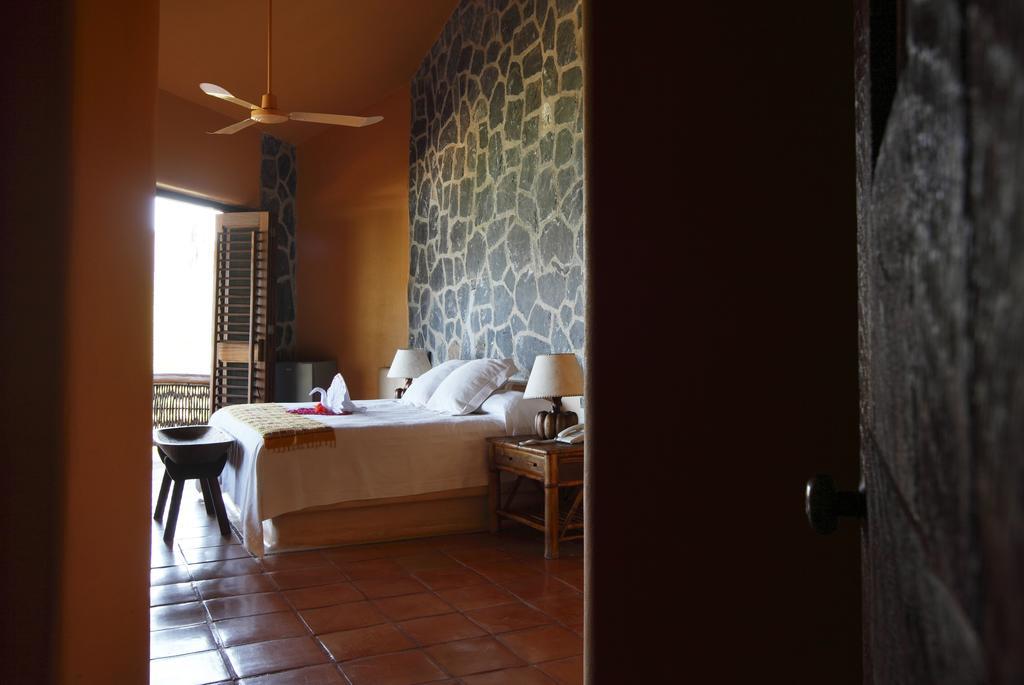 Hotel Casa Don Francisco Ixtapa  Zewnętrze zdjęcie